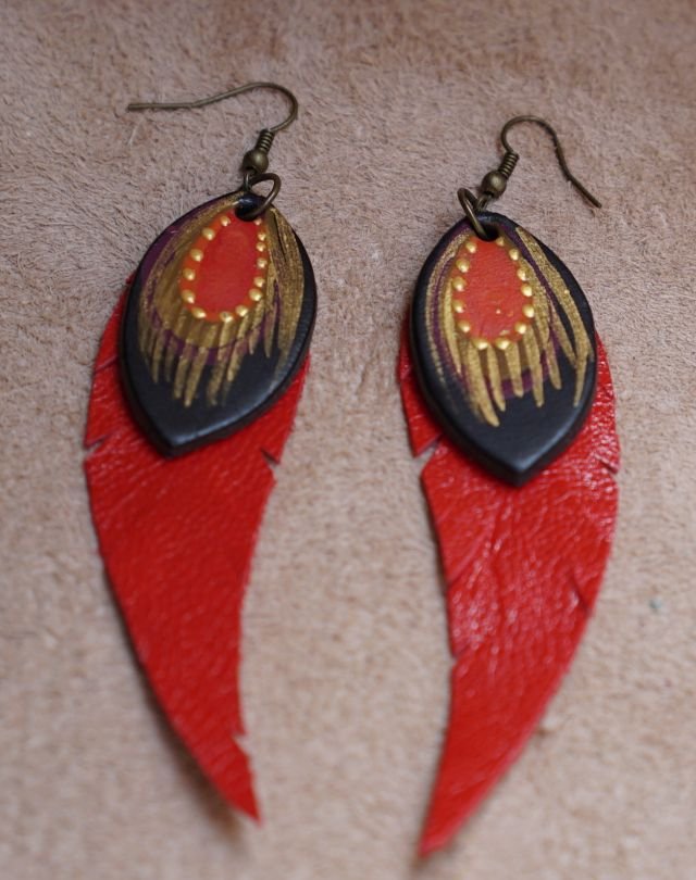 red earrings rossymina