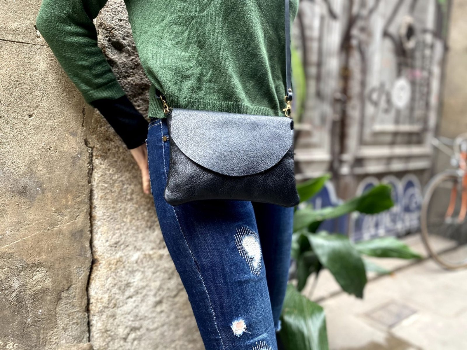 Small leather shoulder bag black flap bag rossymina