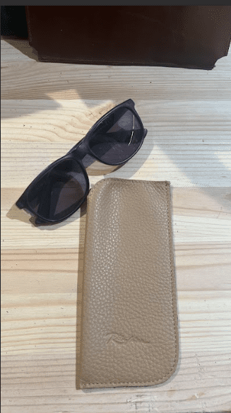 Handmade leather case for glasses portable glasses case