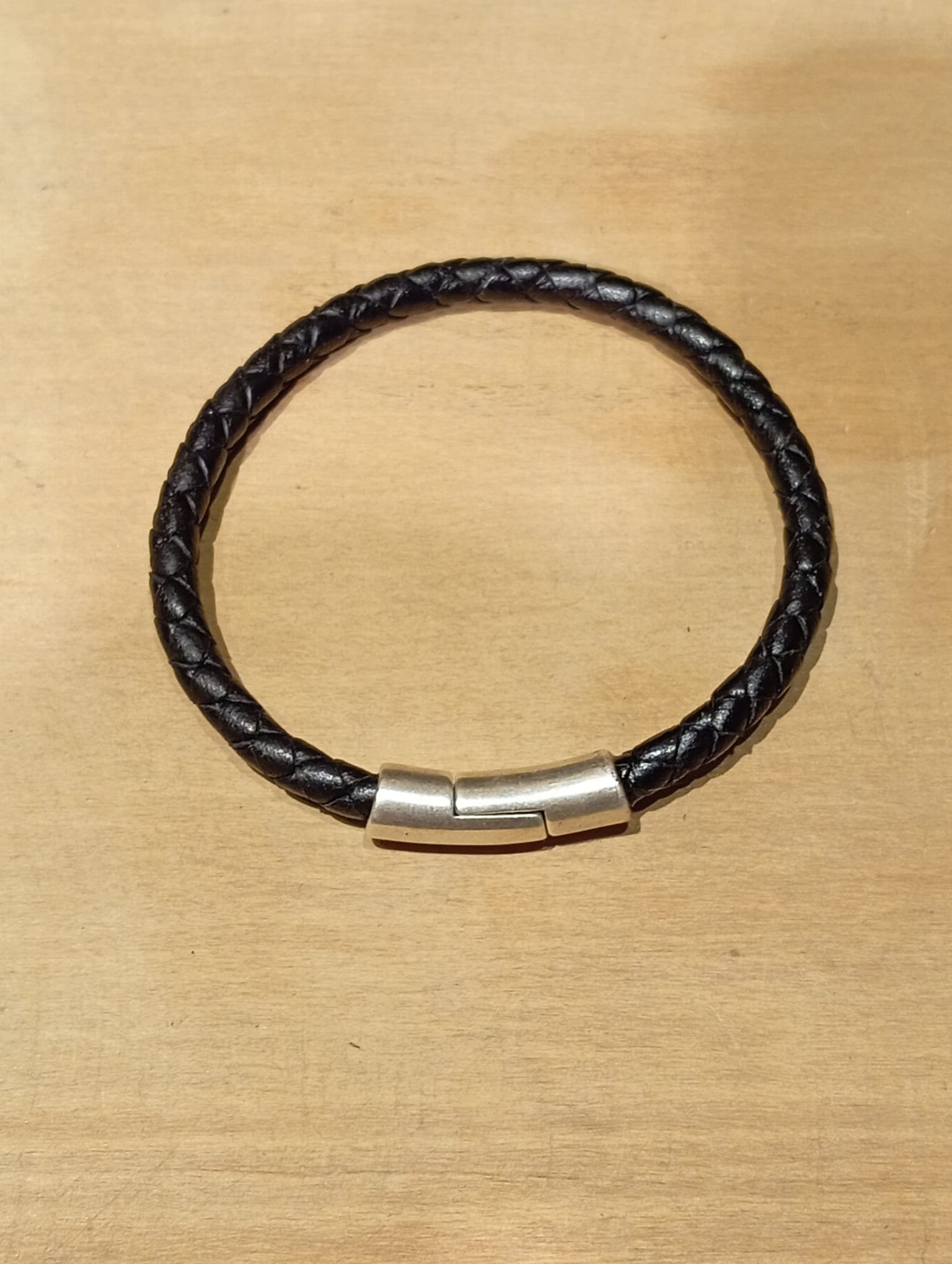 Brazalete trenzado cuero